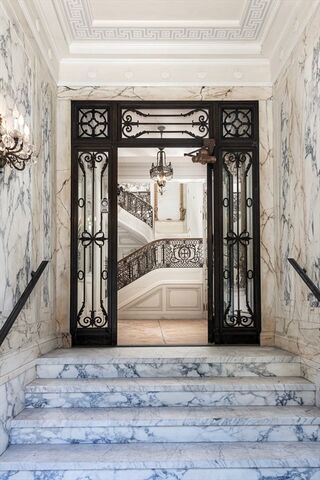 Photo of real estate for sale located at 285 Commonwealth Avenue Back Bay, MA 02115