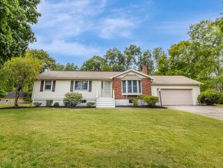 Photo of 7 School St Easton, MA 02375