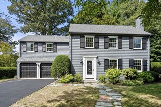 Photo of 11 Grayson Ln Newton Lower Falls, MA 02462