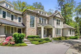 Photo of 55 Ridge Hill Farm Rd Wellesley, MA 02482