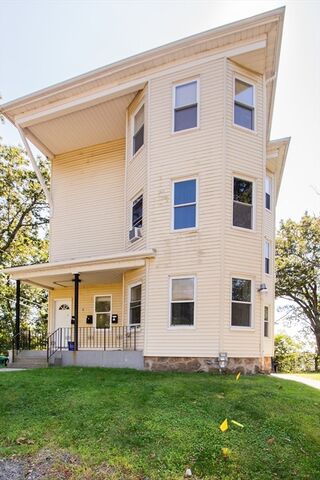 Photo of 6 Adolph St Worcester, MA 01605
