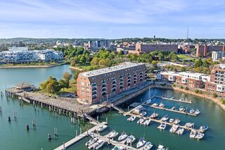 Photo of real estate for sale located at 154 Lynnway Lynn, MA 01902
