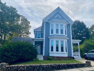 Photo of 6 Wells Ave Amesbury, MA 01913