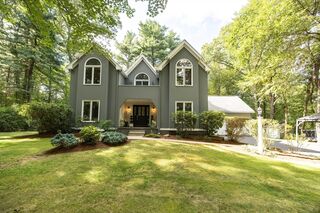 Photo of 14 Stonehedge Road Bellingham, MA 02019