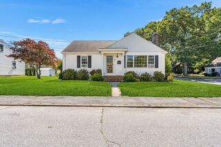 Photo of 48 Tremont St Dartmouth, MA 02748