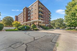 Photo of 20 Hammond Pond Pkwy Chestnut Hill, MA 02467