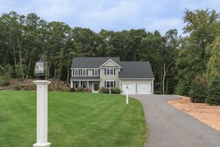 Photo of 32 Bear Hill Rd Dunstable, MA 01827