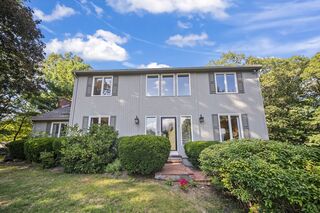 Photo of 17 Mcneil Cir Marlborough, MA 01752