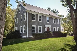 Photo of 68 Pleasant St Berlin, MA 01503