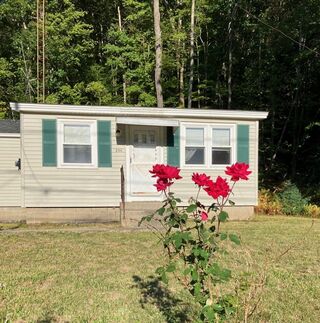 Photo of 266 Petersham Rd Athol, MA 01331
