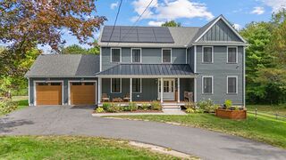 Photo of 13 Turkey Hill Rd West Newbury, MA 01985
