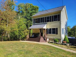 Photo of 297 Sheldon Rd Barre, MA 01005