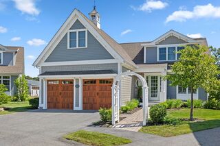Photo of 17 Canter Brook Lane Hamilton, MA 01982