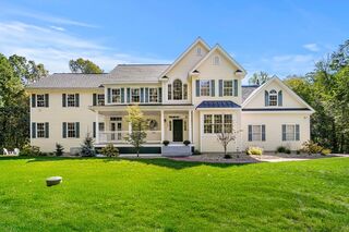 Photo of 165 Thorndike St Dunstable, MA 01827