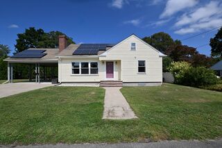 Photo of 33 Harbeck St Acushnet, MA 02743