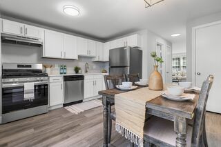 Photo of 90 Roper St Lowell, MA 01852