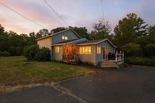 Photo of 106 Gardner Rd Hubbardston, MA 01452