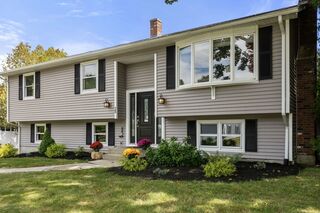 Photo of 28 Lorna Dr Auburn, MA 01501