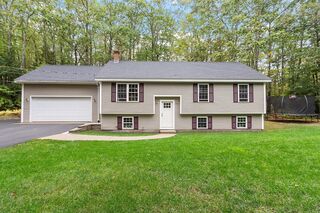 Photo of 35 Hillside Dr Winchendon Springs, MA 01475