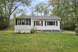 Photo of 61 Old Broad Street Holden, MA 01522