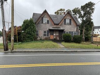 Photo of 1645-1647 Commercial St East Weymouth, MA 02189