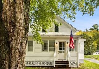 Photo of 20 Grove St Berkley, MA 02779