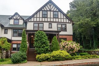 Photo of 18 Eaton Ct Wellesley Hills, MA 02481