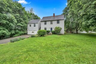 Photo of 6 Mcgilpin Road Sturbridge, MA 01566