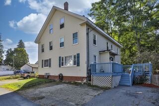 Photo of 20 Grove St Merrimac, MA 01860