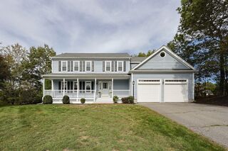 Photo of 6 Alcott Way Medfield, MA 02052