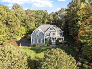 Photo of 19 Magnolia Ln North Grafton, MA 01536