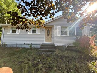Photo of 7 Yale St Groveland, MA 01834