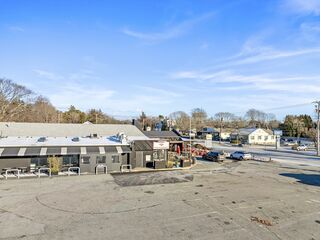 Photo of real estate for sale located at 33 County Rd Mattapoisett, MA 02739