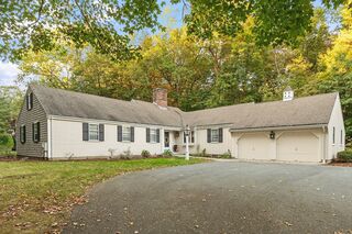 Photo of 6 Needham Rd Lynnfield, MA 01940