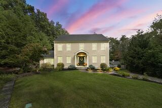 Photo of 66 Hemlock Dr Pembroke, MA 02359