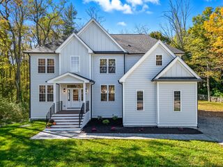 Photo of 8 Hough Rd. Sutton, MA 01590