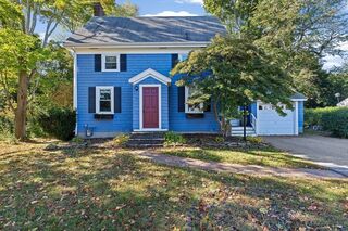 Photo of 207 Central St Weymouth, MA 02190