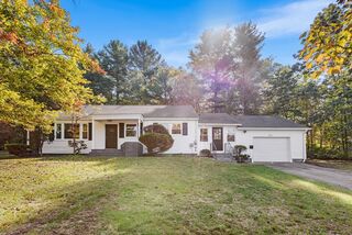Photo of 222 Forge Village Rd Groton, MA 01450