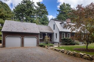 Photo of 131 Dexter Rd Marion, MA 02738
