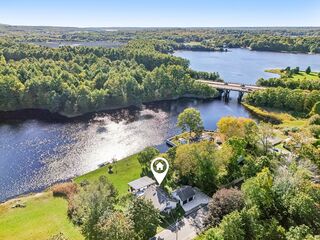 Photo of 39 Water St Freetown, MA 02702
