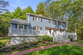 Photo of 25 Cedar Hill Rd Dover, MA 02030
