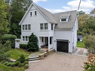 Photo of 41 Hawkins Pl Duxbury, MA 02332