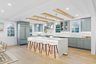 Photo of 2 Mariner Way Nantucket, MA 02554