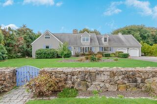 Photo of 9 Hitching Post Rd Mattapoisett, MA 02739