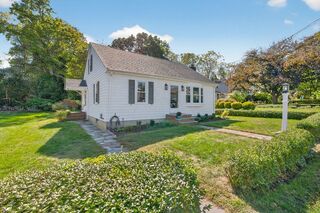 Photo of 43 Grandview Ave Fairhaven, MA 02719