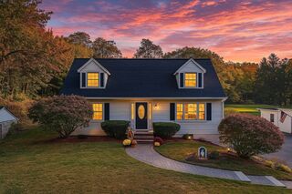 Photo of 109 Sherburne Ave Tyngsborough, MA 01879