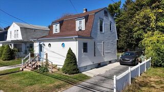 Photo of 203 Pleasant St Ashland, MA 01721