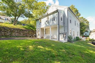 Photo of 621 Main St Sturbridge, MA 01518