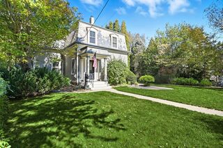 Photo of 139 Salem End Road Framingham, MA 01702