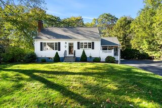 Photo of 9 Upland Rd Burlington, MA 01803
